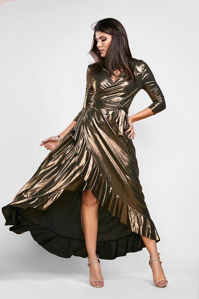 studio shoot of a woman wearing a sewn diy maxi dress pattern