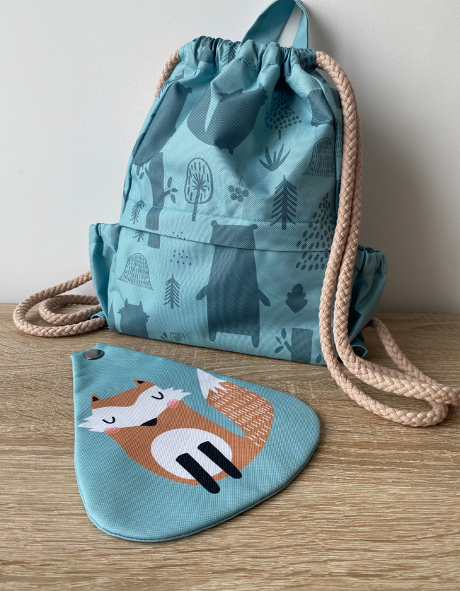 a mini pouch pattern for toddler with the flap detached