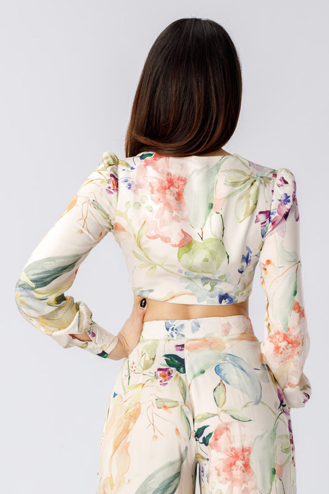 A Breezy & Stylish Tie Front Top Sewing Pattern That Goes With