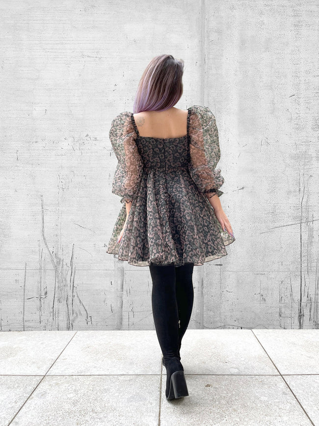 Are You Thready For A Puff Sleeve Dress Pattern? +Video Tutorial
