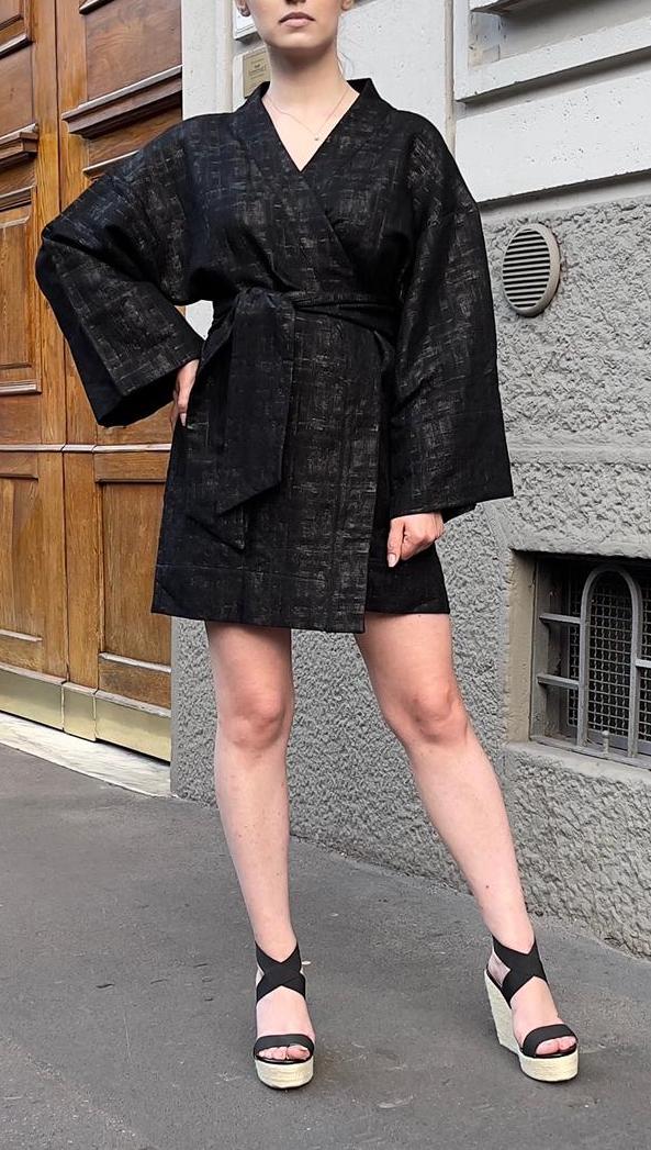 https://www.georgettepatterns.com/cdn/shop/products/kimono-jacket-pattern_650x.jpg?v=1705577897